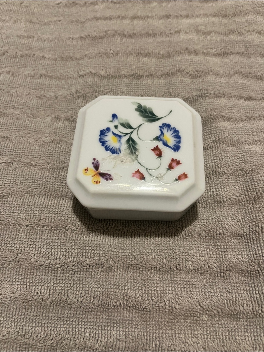 Gallery Originals Porcelain Trinket Box with Floral Motif by Avon